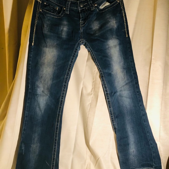 DayTrip Leo Bootcut Distressed Denim Size 27 S - Picture 3 of 6